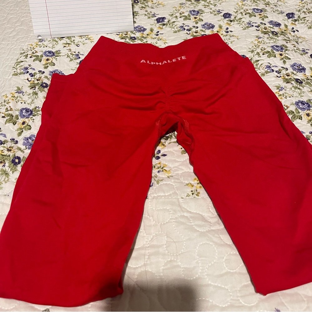 Alphalete Amplify leggings - Formula Red